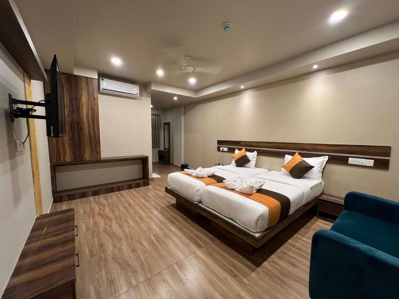 Grand Falcon Electronic City Kammasandra Exterior foto
